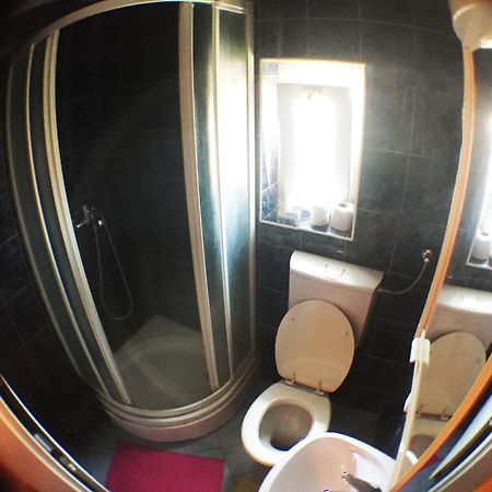 Guest House Pikapolonca มาริบอร์ ห้อง รูปภาพ