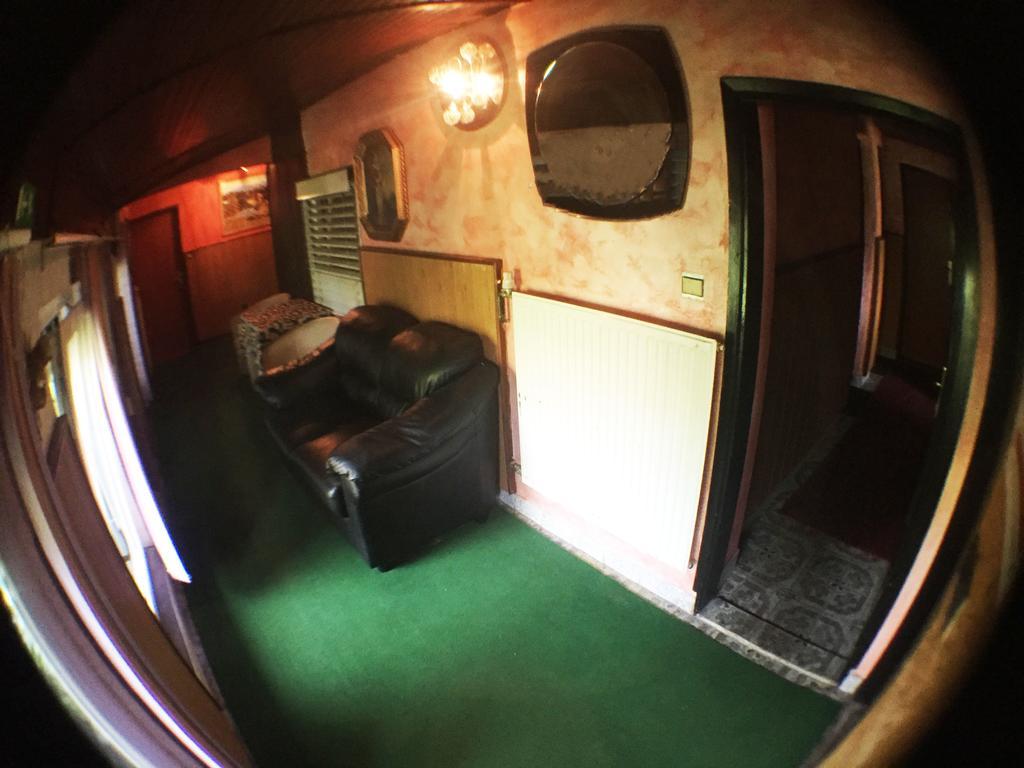 Guest House Pikapolonca มาริบอร์ ภายนอก รูปภาพ