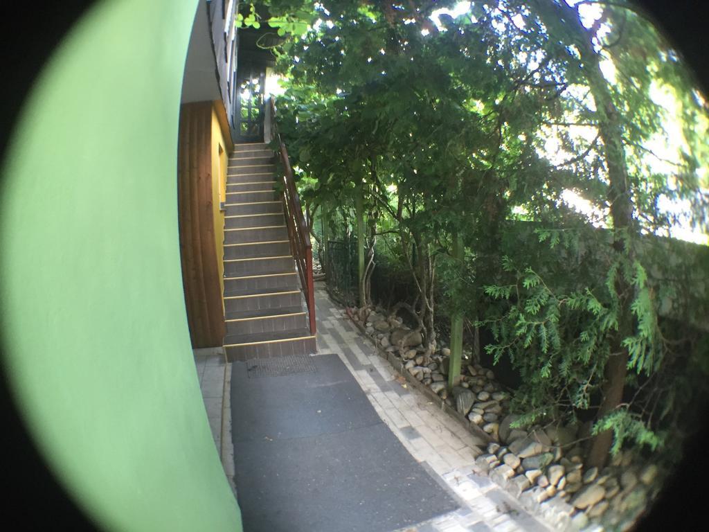 Guest House Pikapolonca มาริบอร์ ภายนอก รูปภาพ